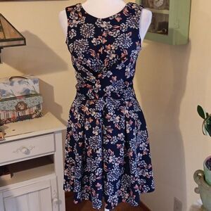 Kut From The Kloth Navy Floral Dress. Cottagecore. Dark Floral